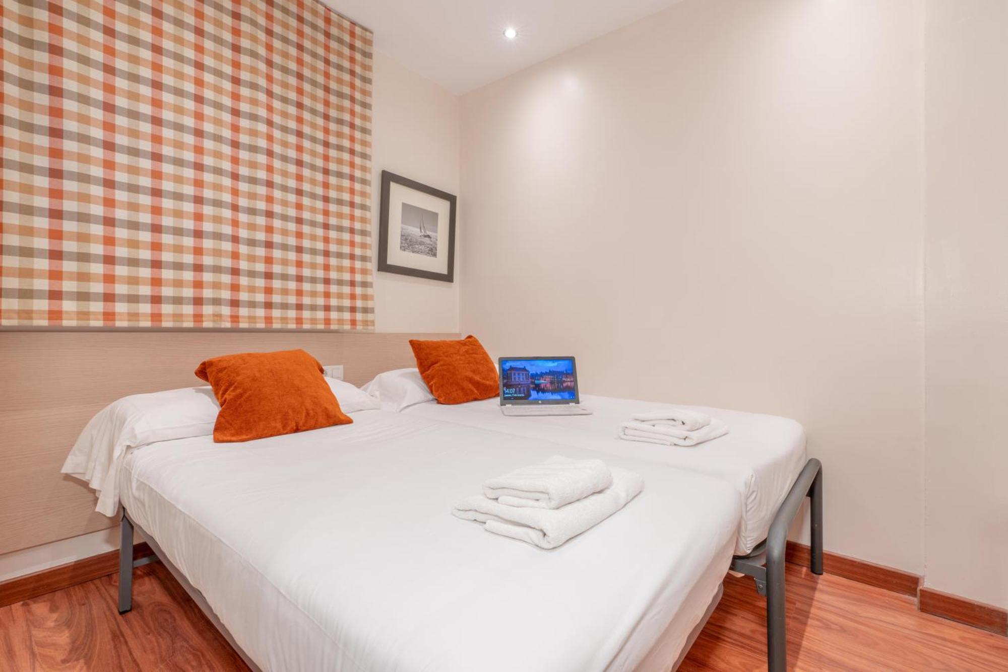 Serennia Cest Apartamentos Arc De Triomf Barcelone Extérieur photo