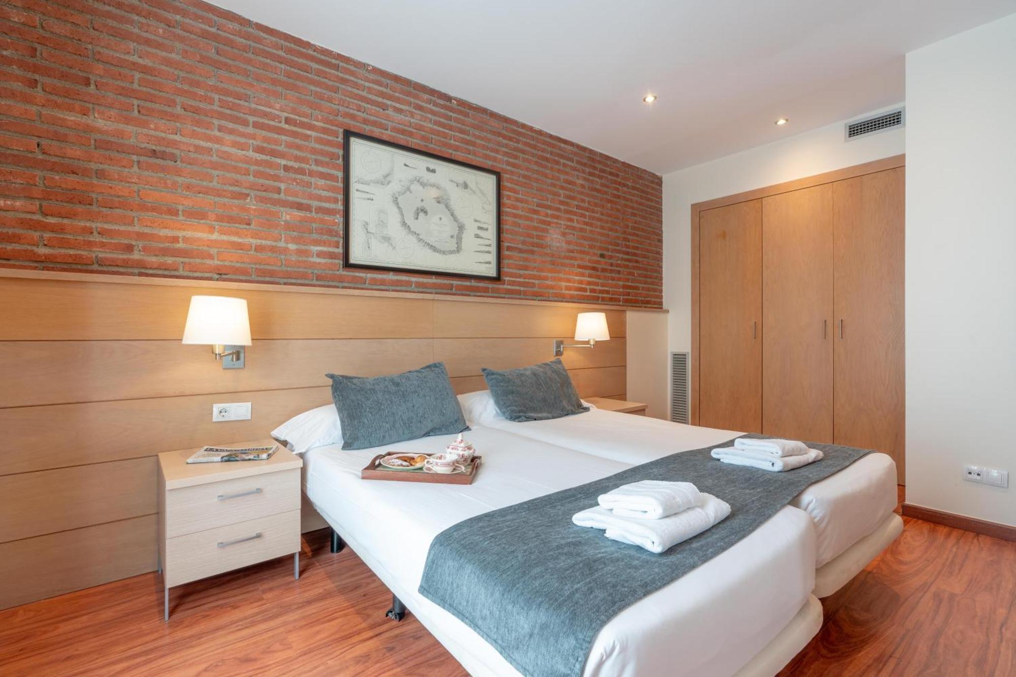 Serennia Cest Apartamentos Arc De Triomf Barcelone Extérieur photo