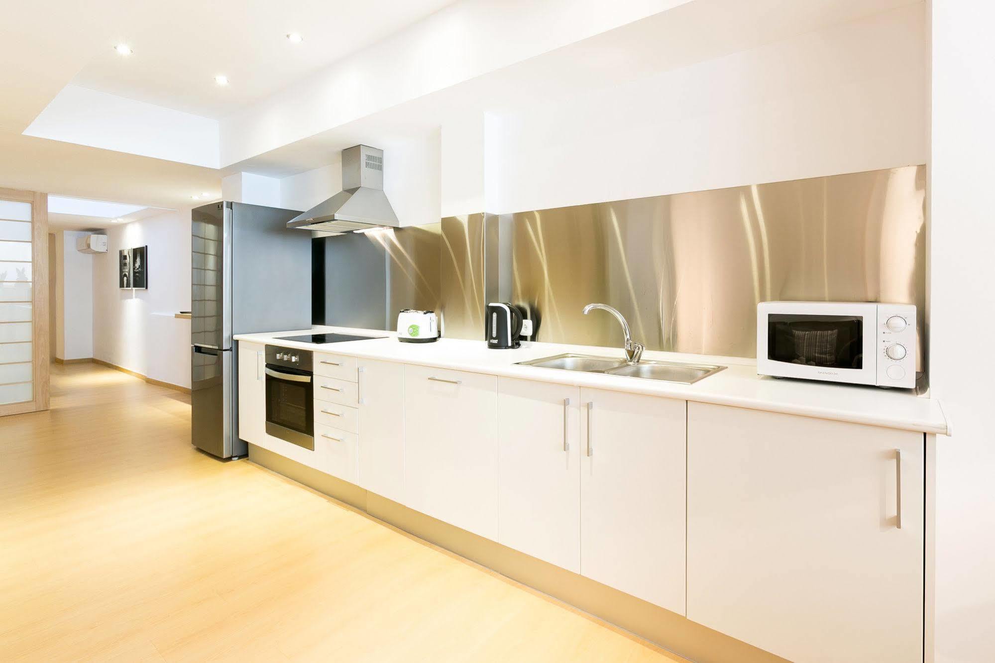 Serennia Cest Apartamentos Arc De Triomf Barcelone Extérieur photo